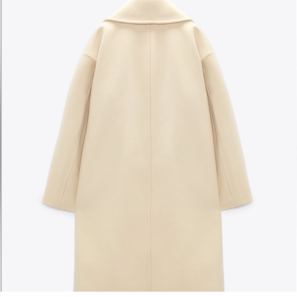 Zara Oversized Vanilla Cream Coat - Picture 3 of 12